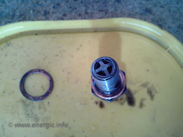 Energic D9 oil return ball valve.